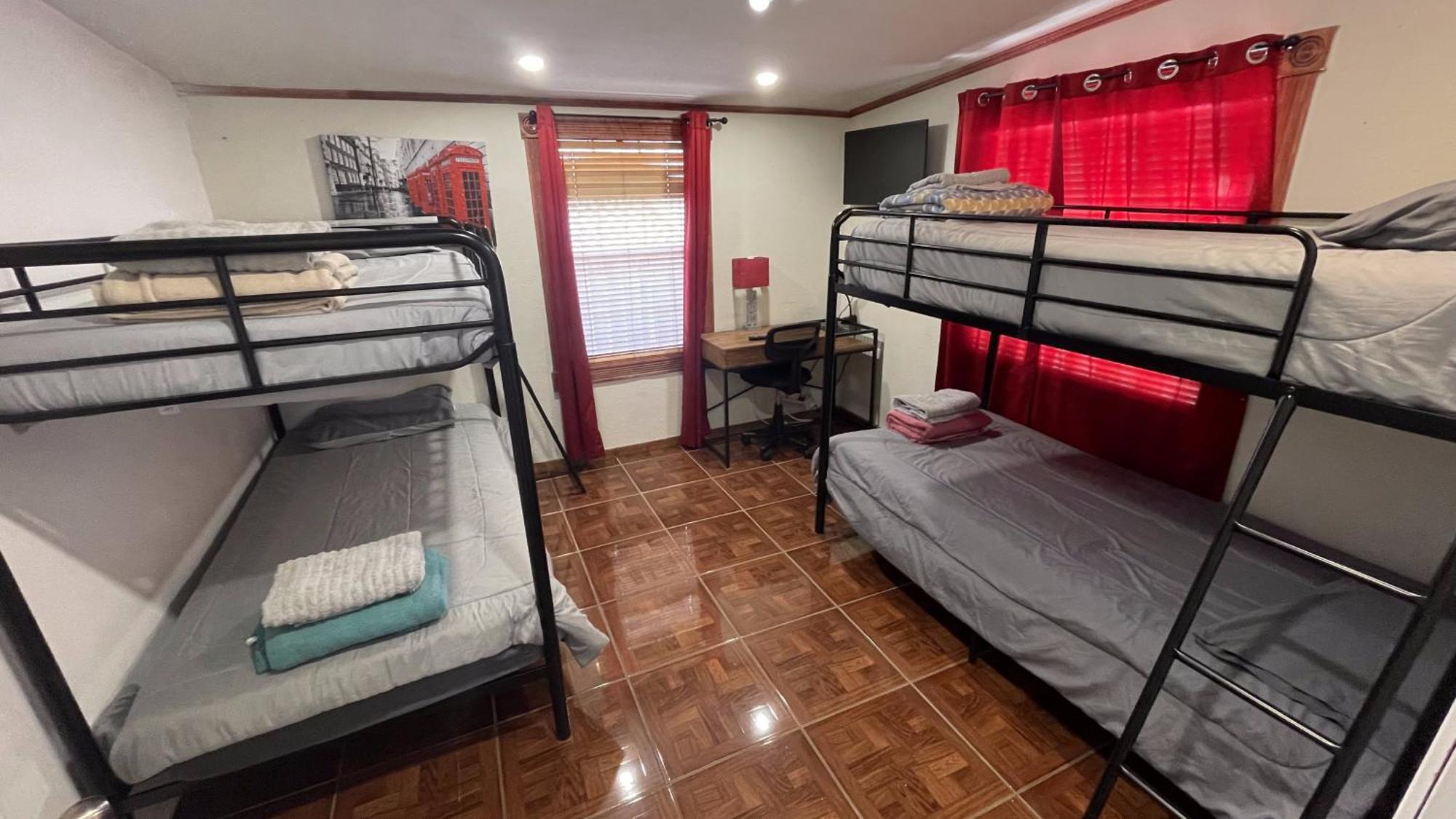 Alojamiento Los Andes Brownsville Ngoại thất bức ảnh